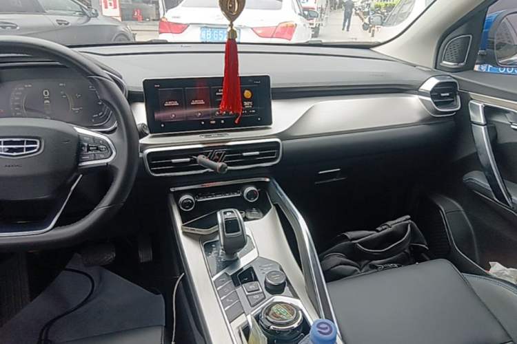 Used Geely Auto Coolray New Energy 2019 260T DCT Explorer Audio And AC Panel