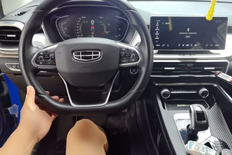 Used Geely Auto Coolray New Energy 2019 260T DCT Battle Center Console