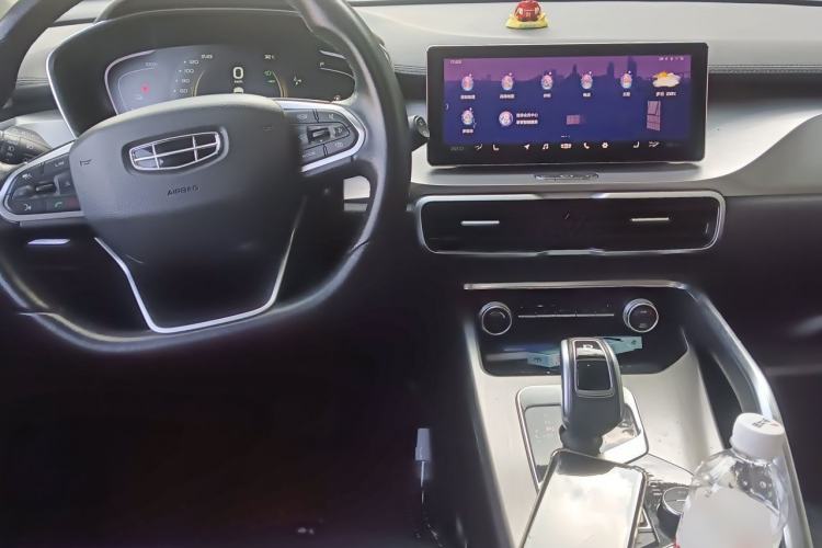 Used Geely Auto Coolray New Energy 2019 260T DCT Battle Center Console