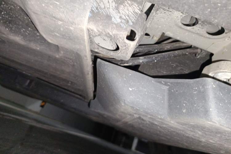 Used Geely Auto Coolray New Energy 2019 260T DCT Battle Chassis Rear Left