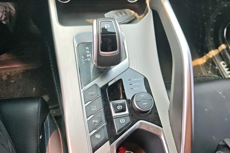 Used Geely Auto Coolray New Energy 2019 260T DCT Knight Gear Lever