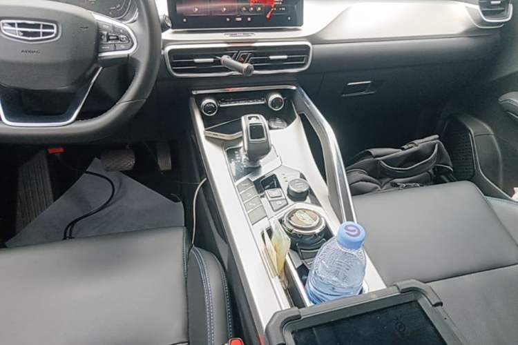 Used Geely Auto Coolray New Energy 2019 260T DCT Explorer Gear Lever