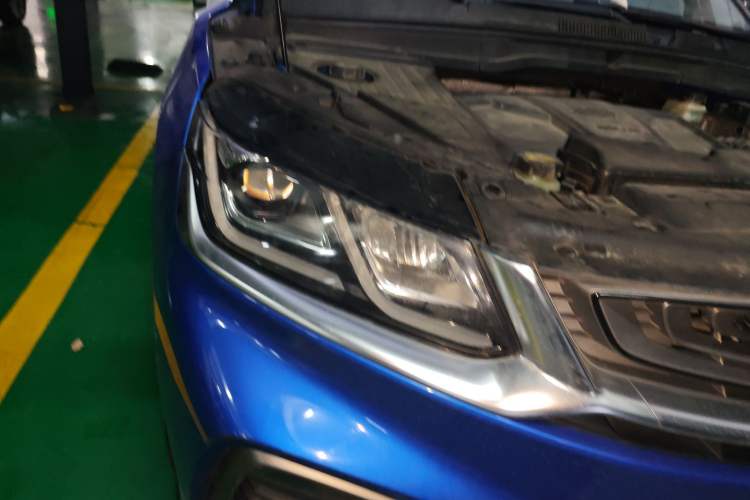 Used Geely Auto Coolray New Energy 2019 260T DCT Battle Right Front Headlight