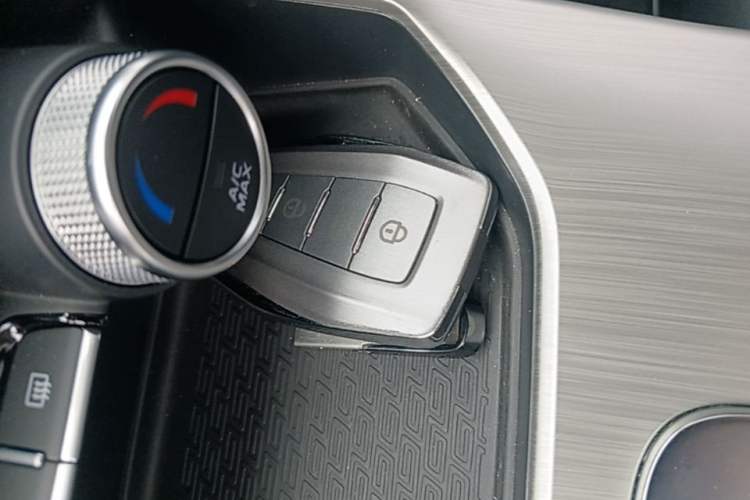 Used Geely Auto Coolray New Energy 2019 260T DCT Explorer Vehicle Key