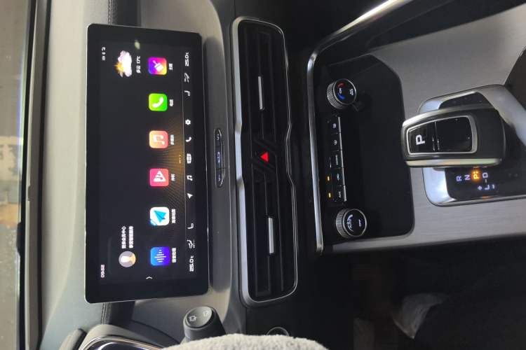 Used Geely Auto Coolray New Energy 2019 260T DCT Battle Audio And AC Panel