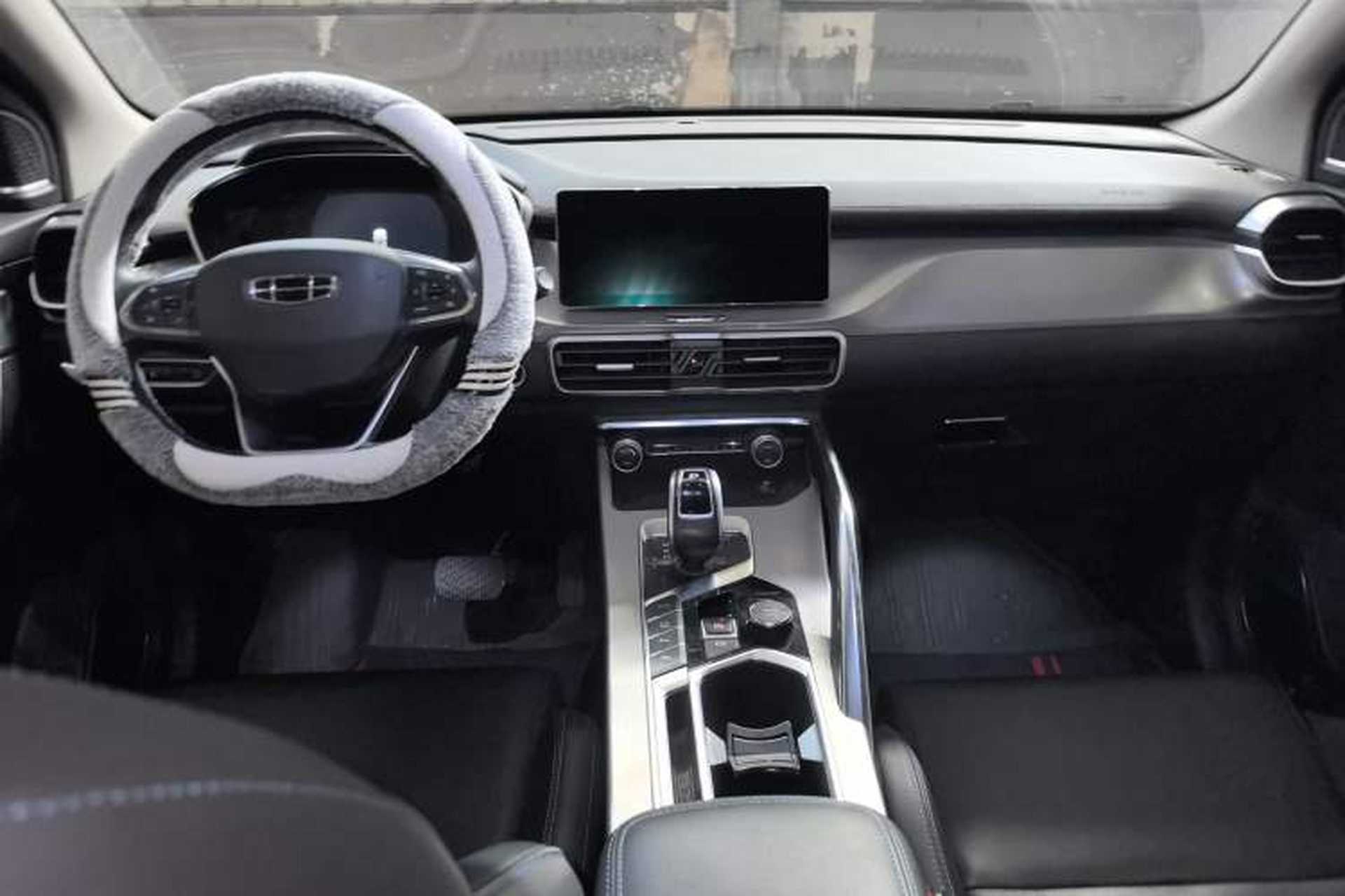 Used Geely Auto Coolray New Energy 2019 260T DCT Battle Center Console