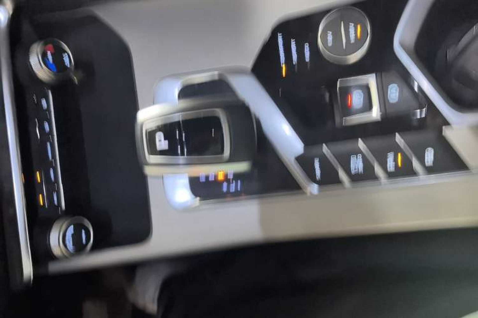 Used Geely Auto Coolray New Energy 2019 260T DCT Battle Gear Lever