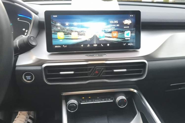 Used Geely Auto Coolray New Energy 2019 260T DCT Knight Audio And AC Panel