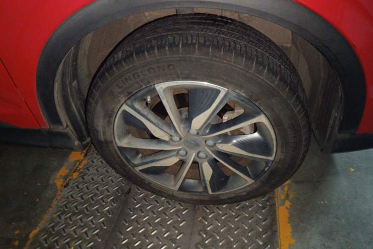 Used Geely Auto Coolray New Energy 2019 260T DCT Knight Right Front Wheel Hub