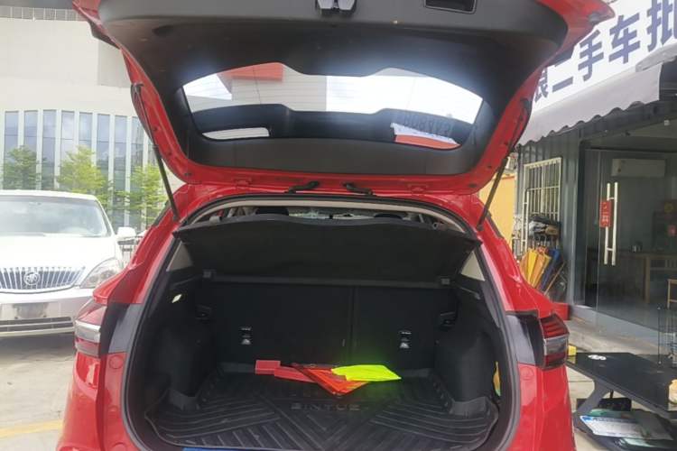 Used Geely Auto Coolray New Energy 2019 260T DCT Knight Trunk