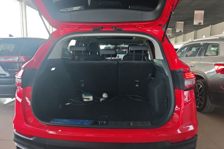 Used Geely Auto Coolray New Energy 2019 260T DCT Explorer Trunk