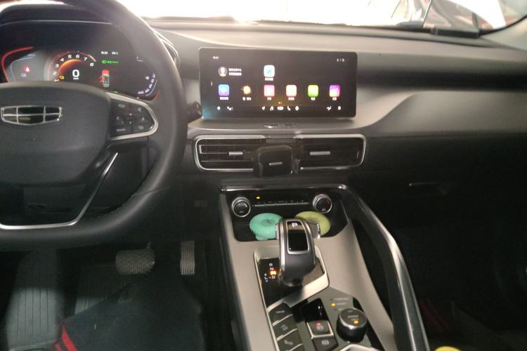 Used Geely Auto Coolray New Energy 2019 260T DCT Knight Audio And AC Panel