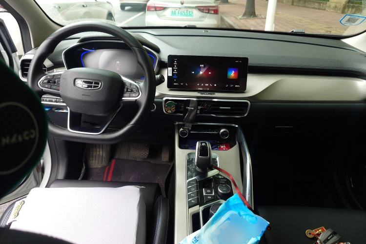 Used Geely Auto Coolray New Energy 2019 260T DCT Battle Center Console