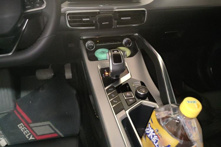 Used Geely Auto Coolray New Energy 2019 260T DCT Knight Gear Lever