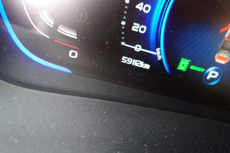 Used Geely Auto Coolray New Energy 2019 260T DCT Battle Odometer Close Up