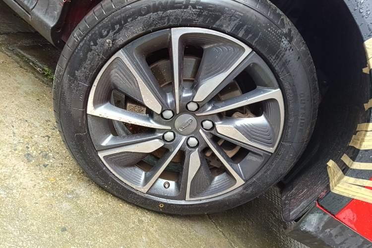 Used Geely Auto Coolray New Energy 2020 1.5T ePro Super Right Front Wheel Hub