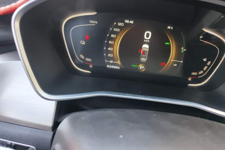 Used Geely Auto Coolray New Energy 2020 1.5T ePro Higher Odometer Close Up
