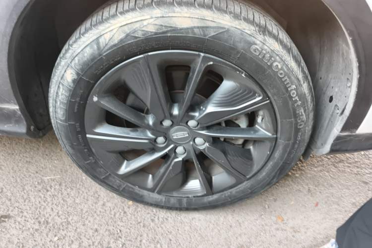 Used Geely Auto Coolray New Energy 2020 1.5T ePro Higher Right Front Wheel Hub