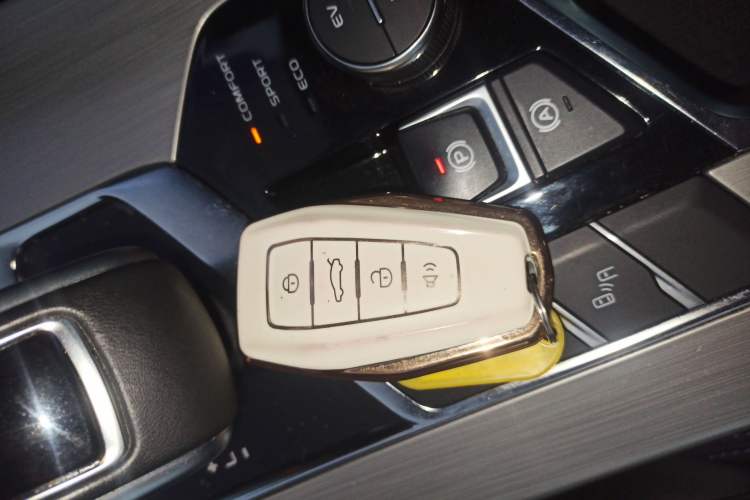 Used Geely Auto Coolray New Energy 2020 1.5T ePro Higher Interior 1