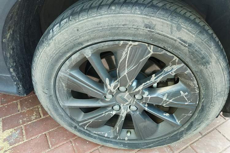 Used Geely Auto Coolray New Energy 2020 1.5T ePro Higher Right Front Wheel Hub