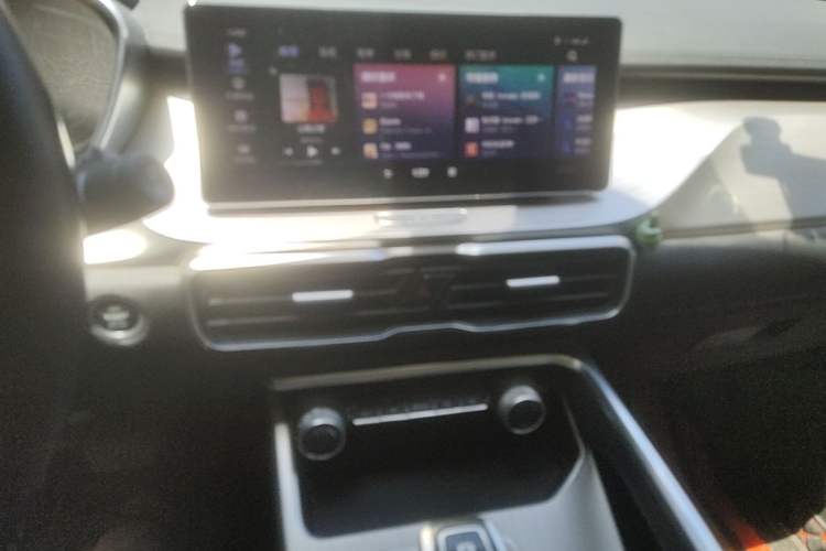 Used Geely Auto Coolray New Energy 2020 1.5T ePro Higher Audio And AC Panel