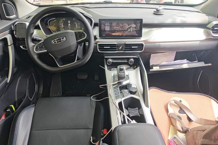 Used Geely Auto Coolray New Energy 2020 1.5T ePro Higher Center Console