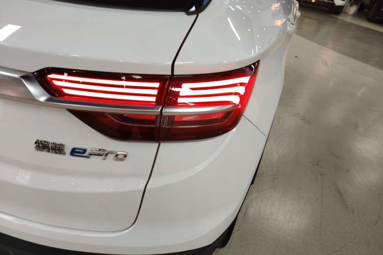 Used Geely Auto Coolray New Energy 2020 1.5T ePro Super Exterior 3