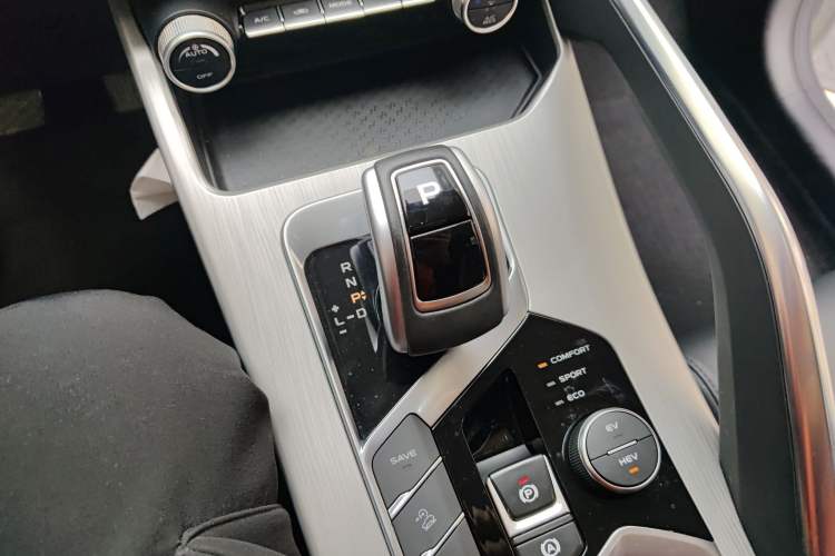 Used Geely Auto Coolray New Energy 2020 1.5T ePro Super Gear Lever