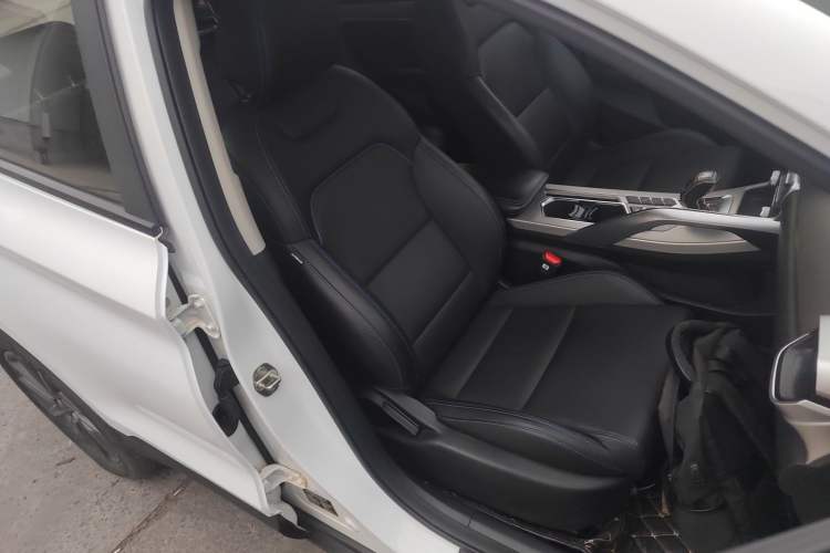 Used Geely Auto Coolray New Energy 2020 1.5T ePro Higher Interior 10