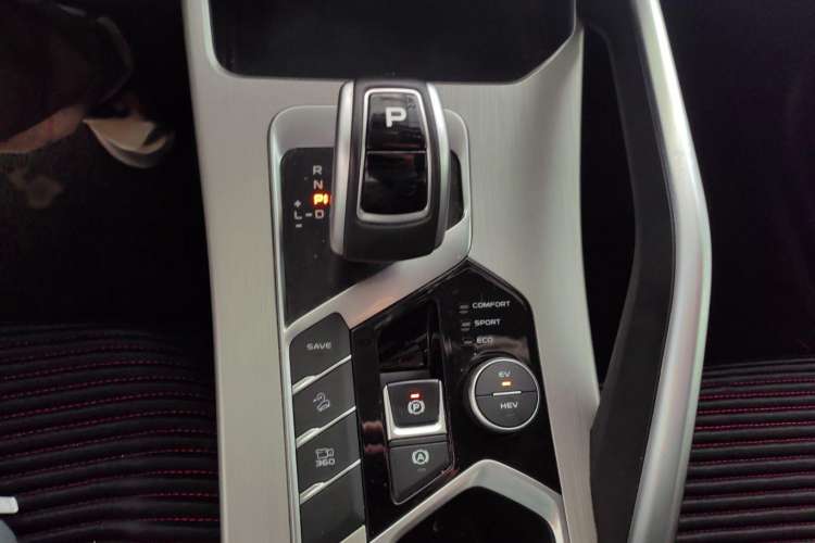 Used Geely Auto Coolray New Energy 2020 1.5T ePro Super Interior 3