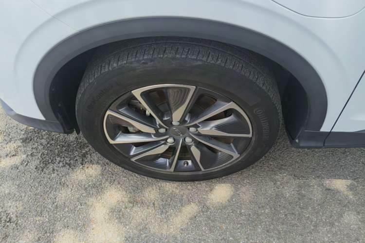 Used Geely Auto Coolray New Energy 2020 1.5T ePro Super Left Front Wheel Hub