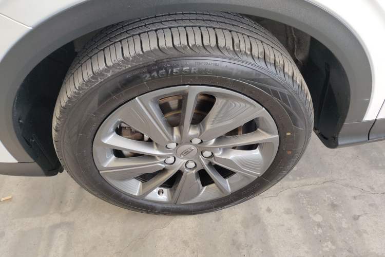 Used Geely Auto Coolray New Energy 2020 1.5T ePro Higher Left Front Wheel Hub