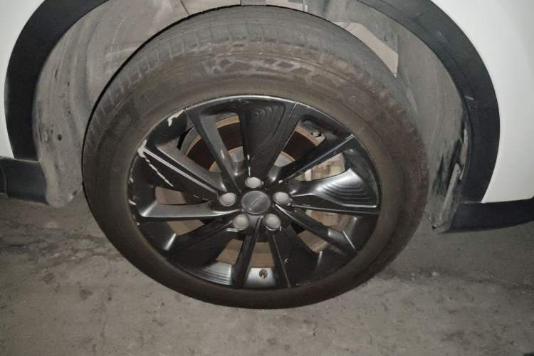 Used Geely Auto Coolray New Energy 2020 1.5T ePro Higher Right Front Wheel Hub