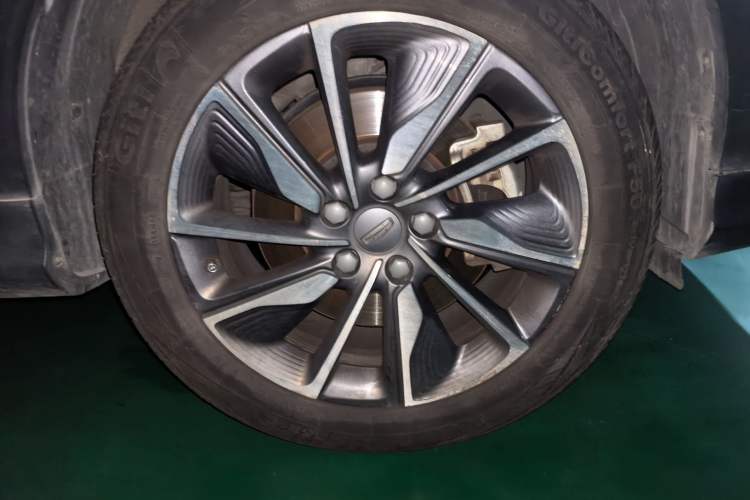 Used Geely Auto Coolray New Energy 2020 1.5T ePro Super Right Front Wheel Hub
