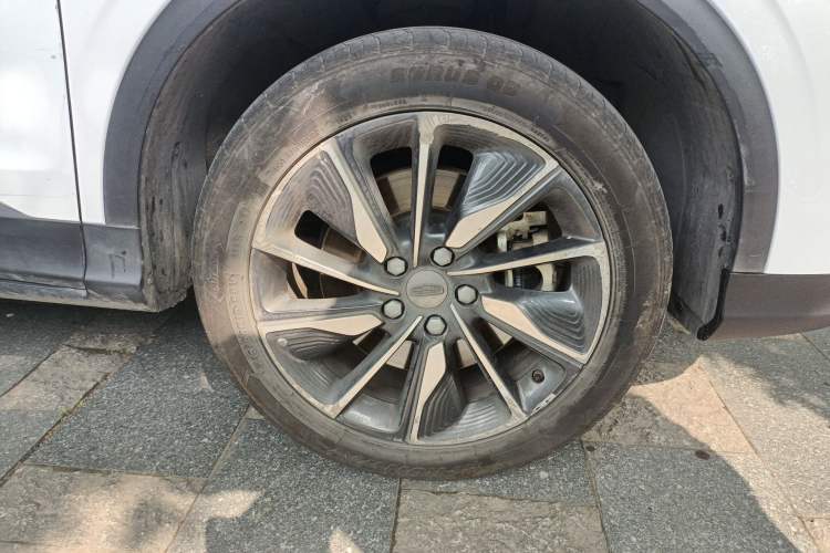 Used Geely Auto Coolray New Energy 2020 1.5T ePro Super Right Front Wheel Hub