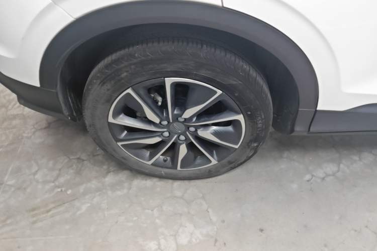 Used Geely Auto Coolray New Energy 2020 1.5T ePro Super Right Rear Wheel Hub