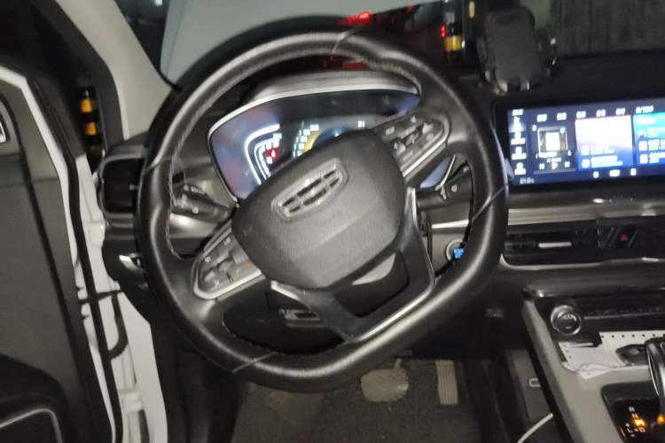 Used Geely Auto Coolray New Energy 2020 1.5T ePro Higher Steering Wheel