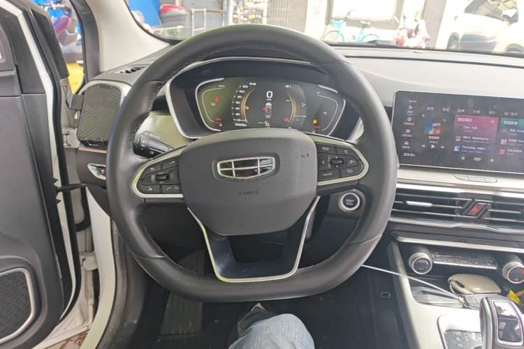 Used Geely Auto Coolray New Energy 2020 1.5T ePro Higher Steering Wheel