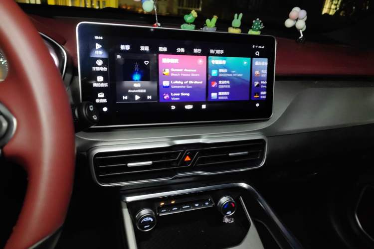 Used Geely Auto Coolray New Energy 2022 1.5T ePro 85KM Starry Edition Audio And AC Panel