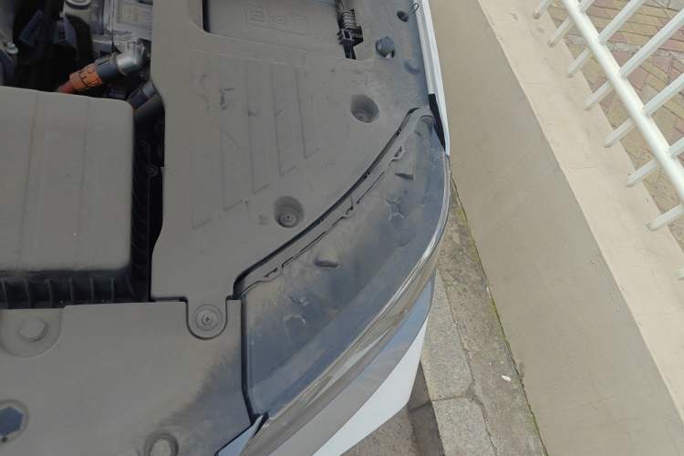 Used Geely Auto Coolray New Energy 2022 1.5T ePro 85KM Starry Edition Engine Bay Left