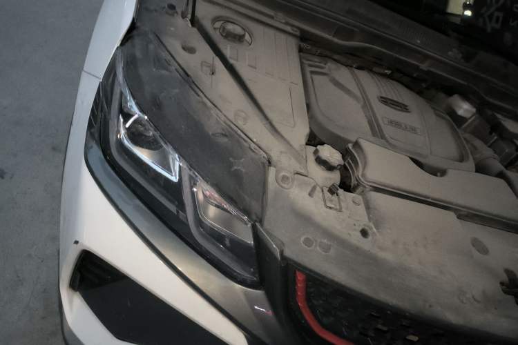 Used Geely Auto Coolray New Energy 2022 1.5T ePro 85KM Glory Edition Engine Bay Right