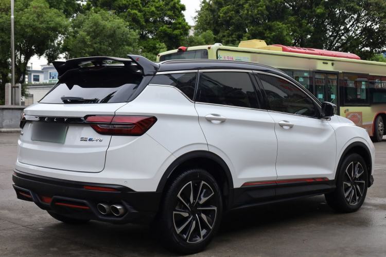 Used Geely Auto Coolray New Energy 2022 1.5T ePro 85KM Glory Edition Exterior 4