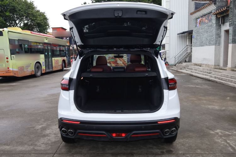 Used Geely Auto Coolray New Energy 2022 1.5T ePro 85KM Glory Edition Exterior 5