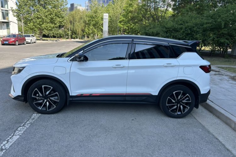 Used Geely Auto Coolray New Energy 2022 1.5T ePro 85KM Glory Edition Exterior 9