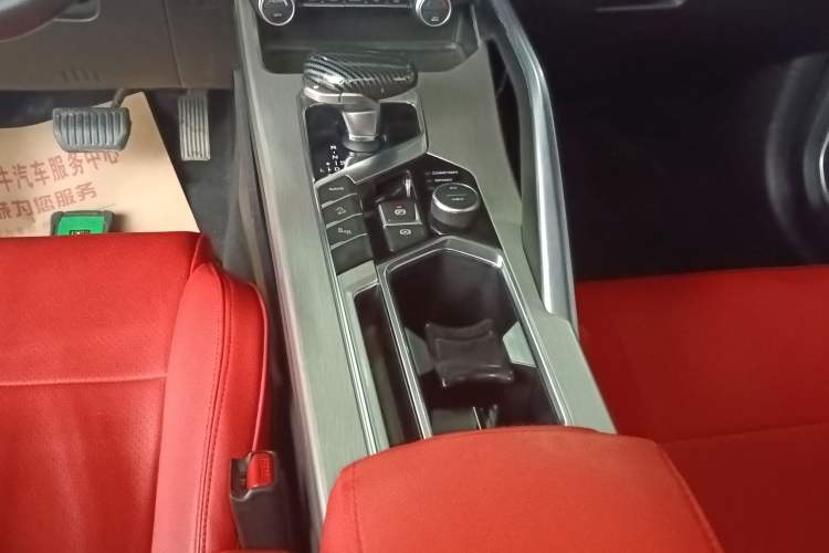 Used Geely Auto Coolray New Energy 2022 1.5T ePro 85KM Starry Edition Gear Lever