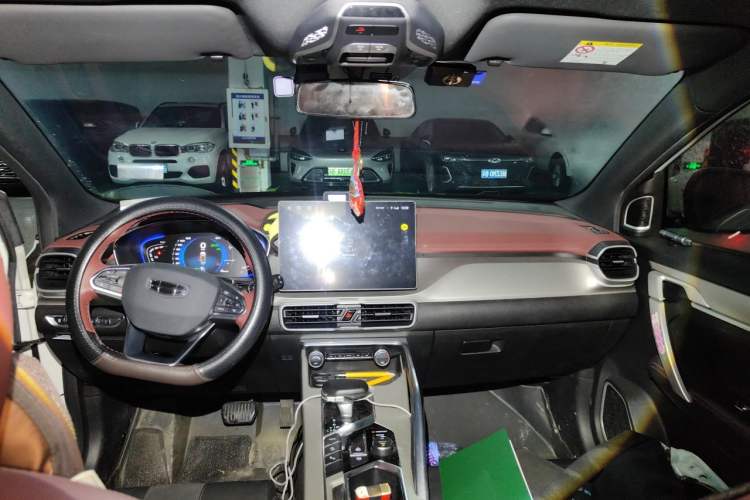 Used Geely Auto Coolray New Energy 2022 1.5T ePro 85KM Starry Edition Headliner