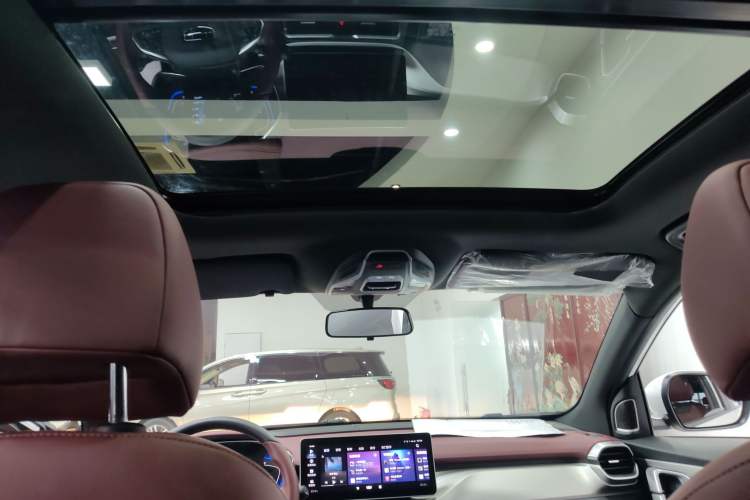 Used Geely Auto Coolray New Energy 2022 1.5T ePro 85KM Starry Edition Headliner
