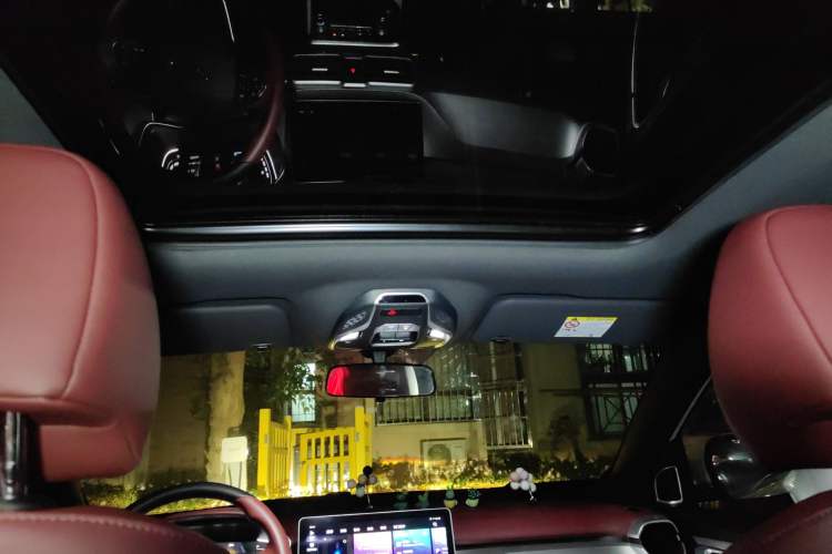 Used Geely Auto Coolray New Energy 2022 1.5T ePro 85KM Starry Edition Headliner