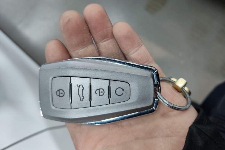 Used Geely Auto Coolray New Energy 2022 1.5T ePro 85KM Starry Edition Interior 1