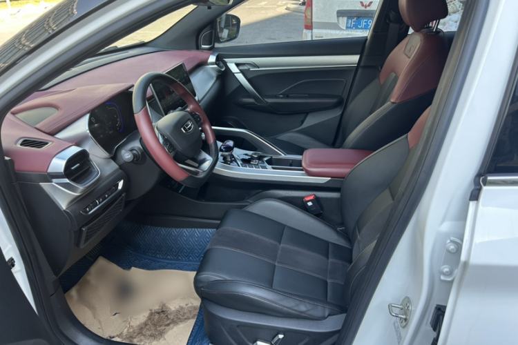 Used Geely Auto Coolray New Energy 2022 1.5T ePro 85KM Glory Edition Interior 10